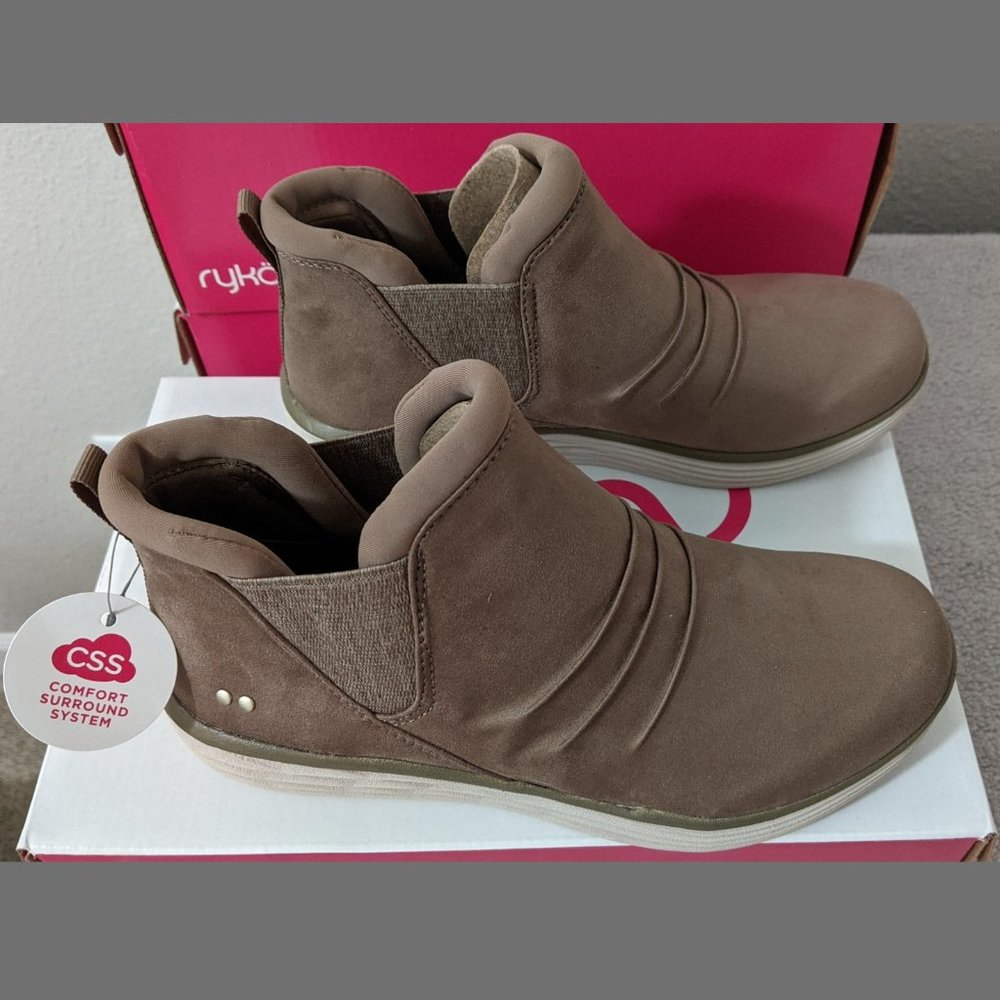 NIB Ryka Micro Suede Ankle Boots - Niah in Taupe